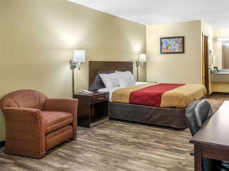 Econo Lodge Near Missouri University Of Science And Technology ローラ エクステリア 写真