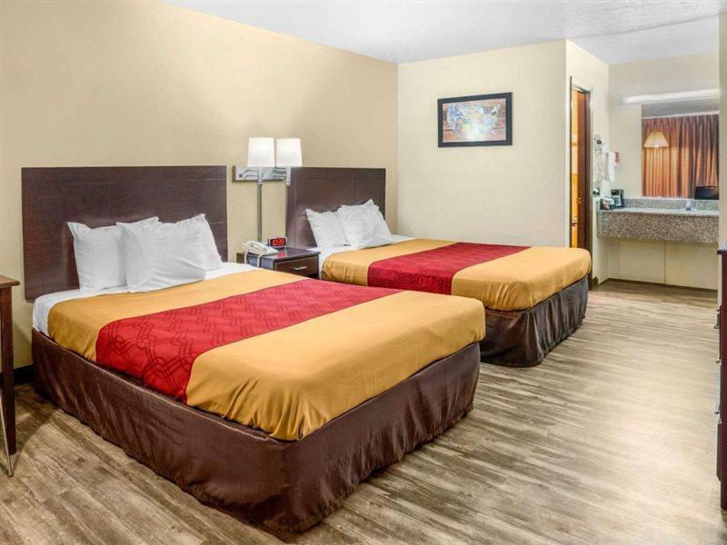 Econo Lodge Near Missouri University Of Science And Technology ローラ エクステリア 写真