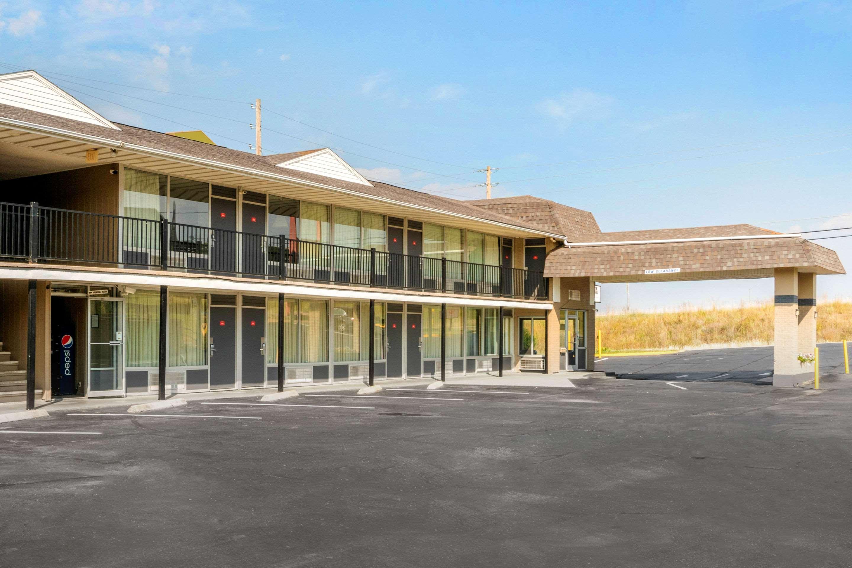 Econo Lodge Near Missouri University Of Science And Technology ローラ エクステリア 写真