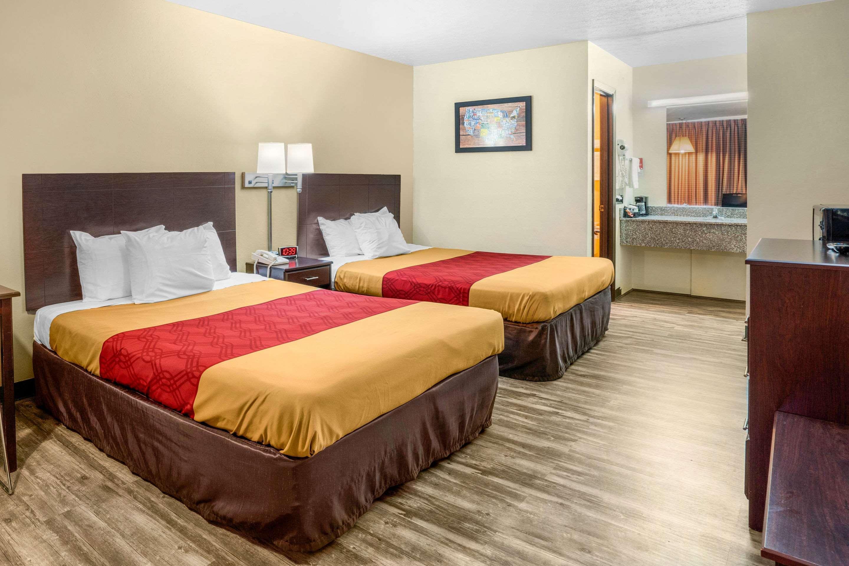 Econo Lodge Near Missouri University Of Science And Technology ローラ エクステリア 写真