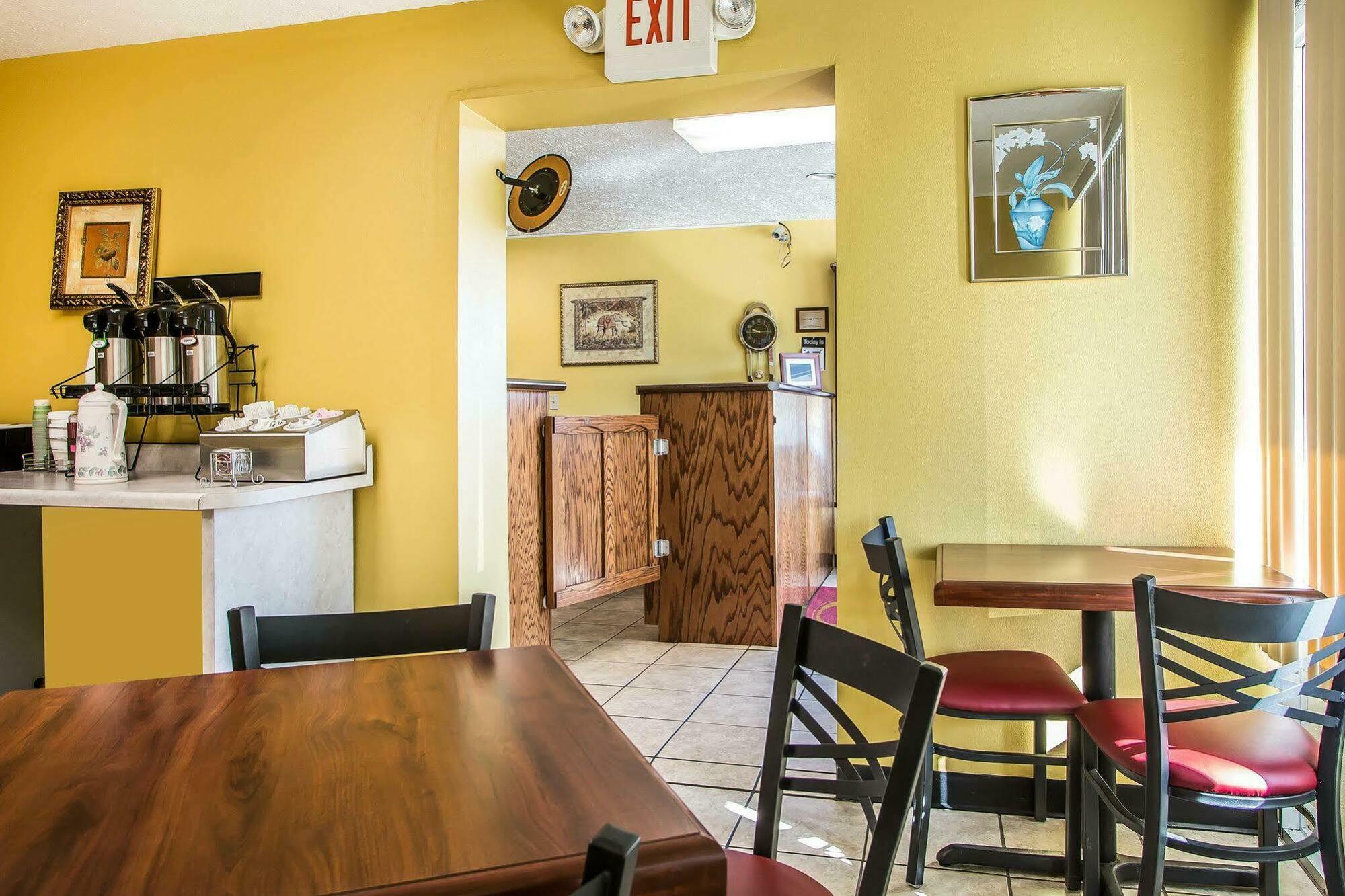 Econo Lodge Near Missouri University Of Science And Technology ローラ エクステリア 写真