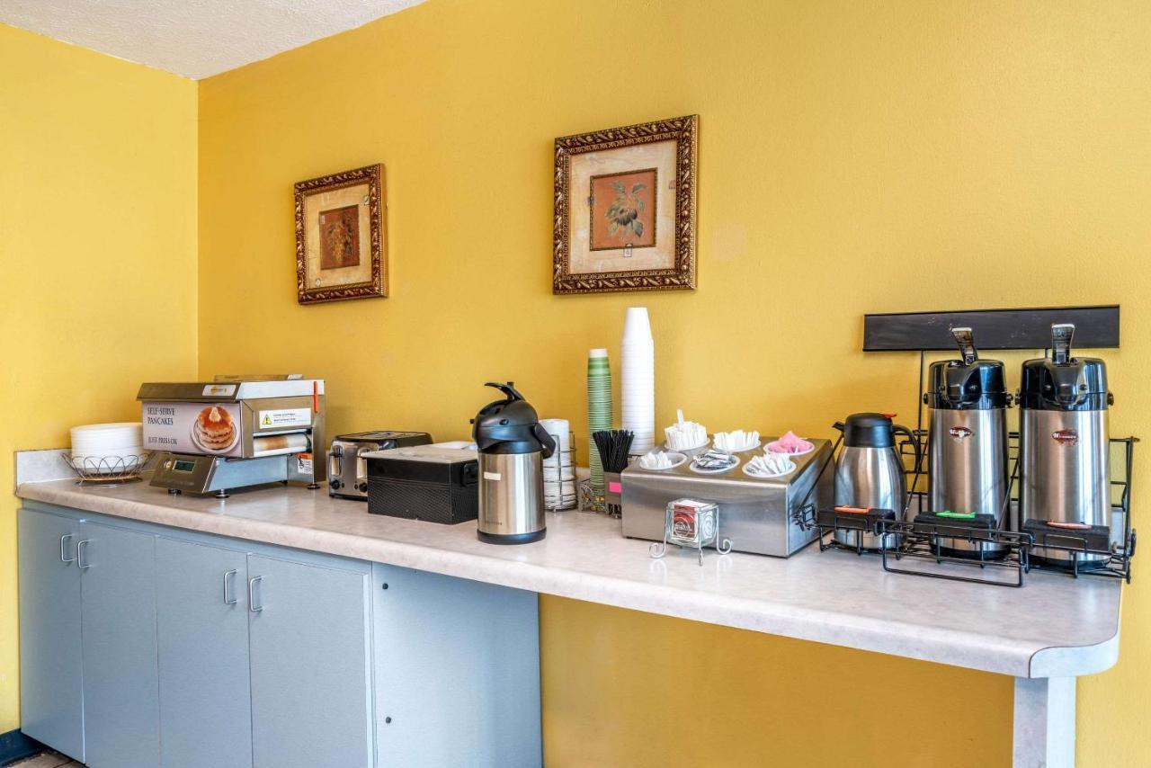 Econo Lodge Near Missouri University Of Science And Technology ローラ エクステリア 写真